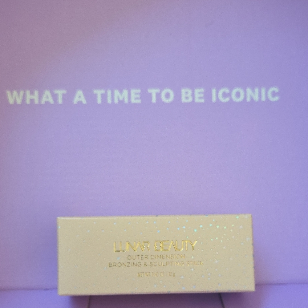 Lunar Beauty Outer Dimension Bronzing & Sculpting Contour Stick